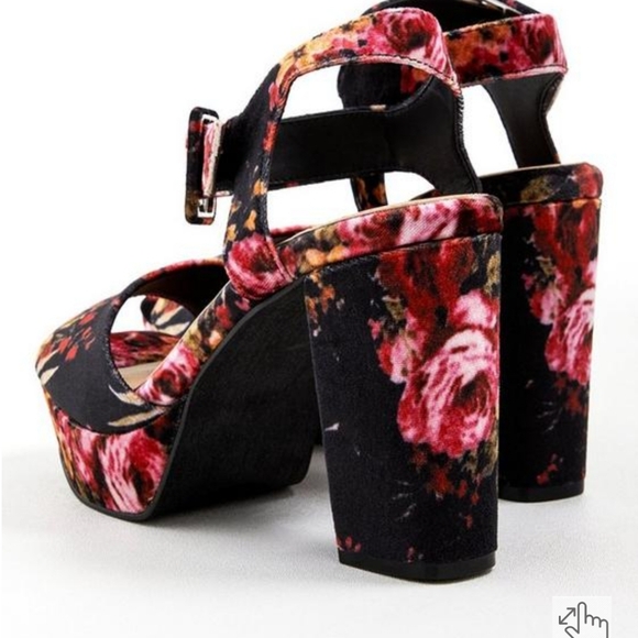 New Platform Block Heel Sandal (WW Torrid - Picture 10 of 11